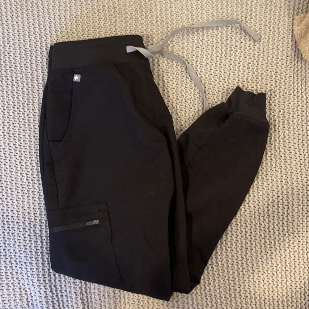 Figs Zamora scrub bottoms, small petite